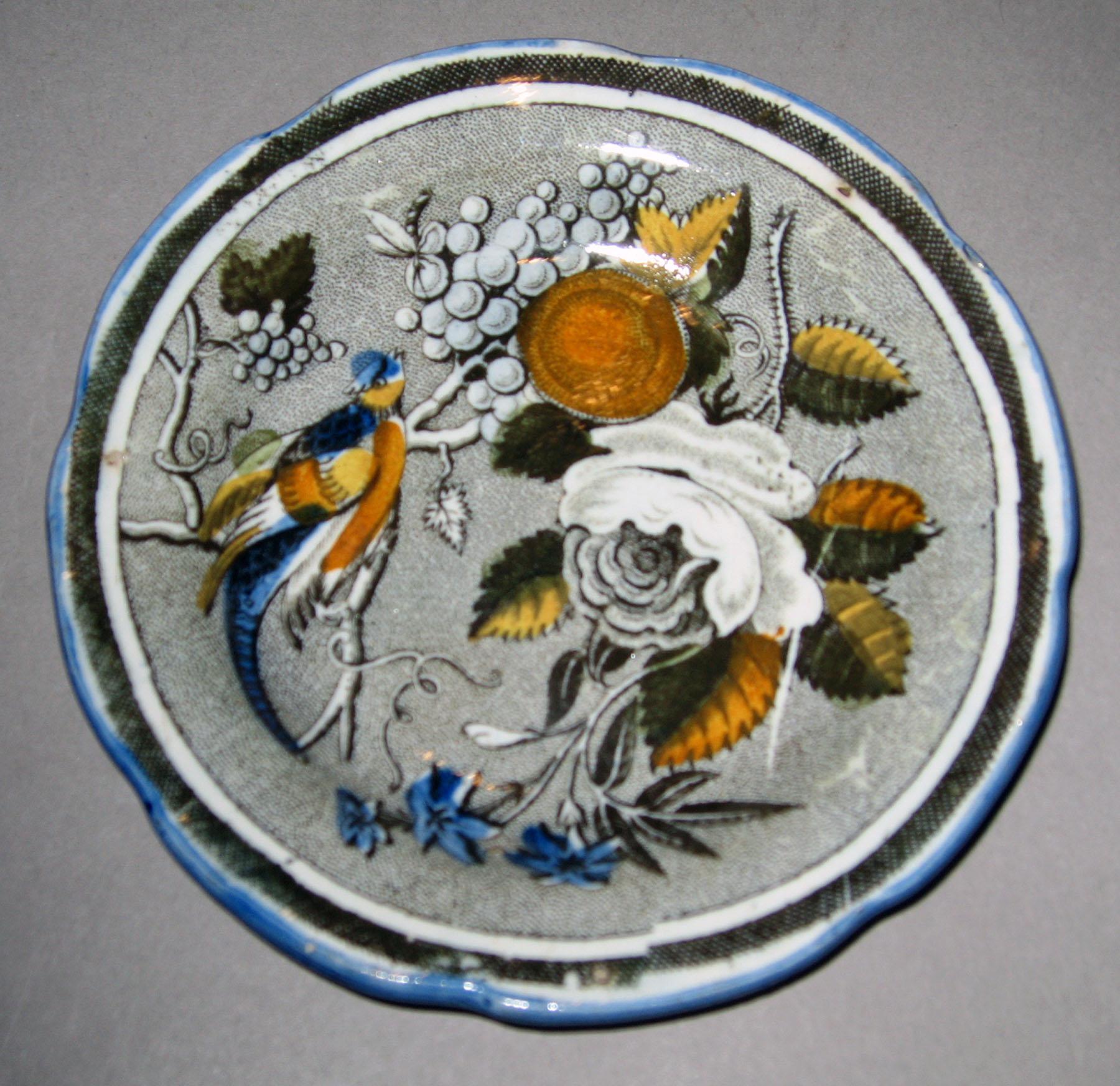 1965.1907.003 Pearlware plate