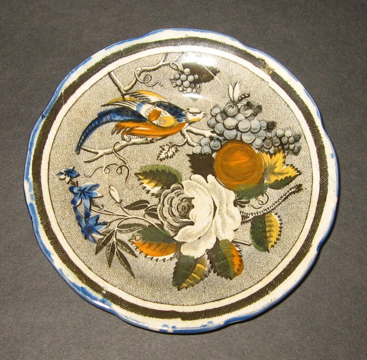 1965.1907.004 Pearlware plate