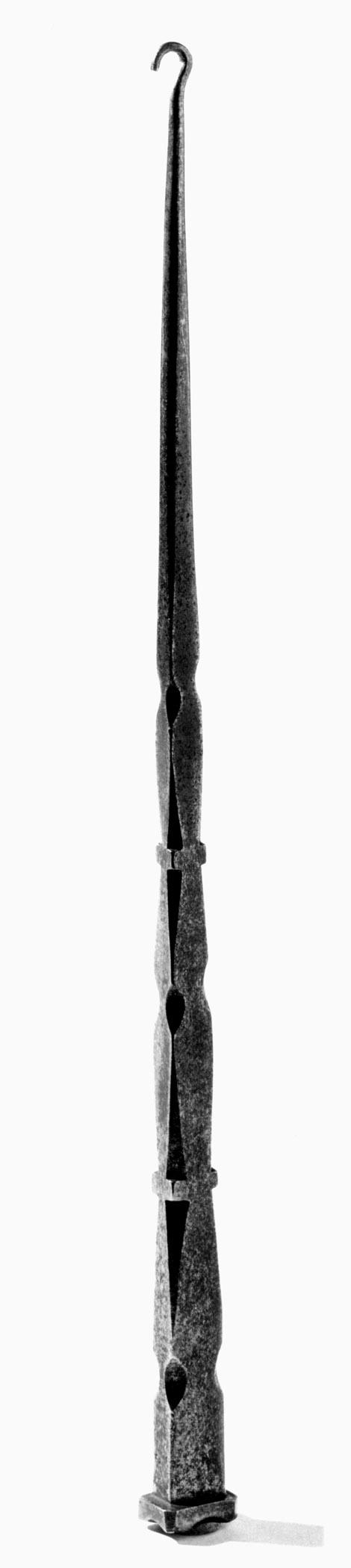 1965.1938 Button Hook