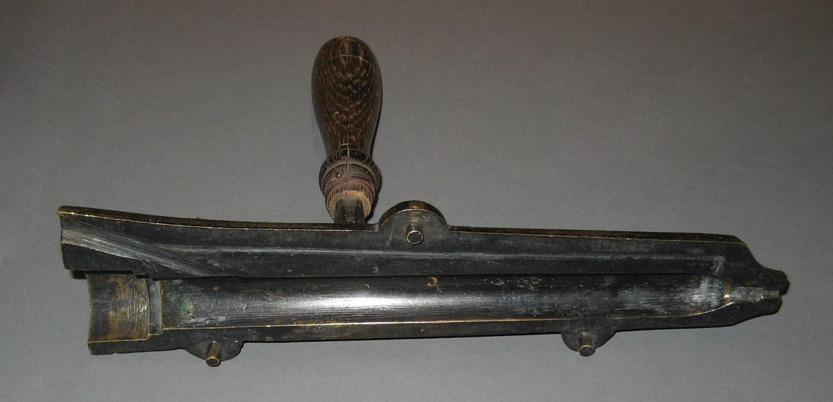 1965.1975 A Candle Mold