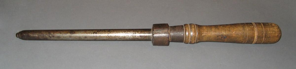 1965.1975 C Candle Mold