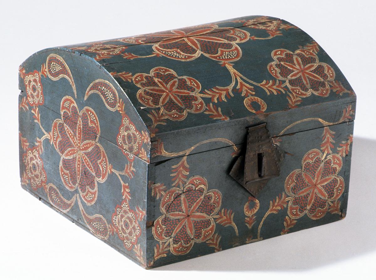 1965.1981 Chest