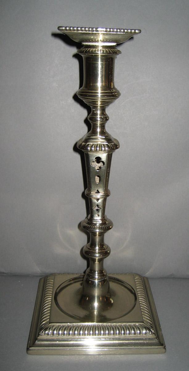 1956.0022.002 Candlestick