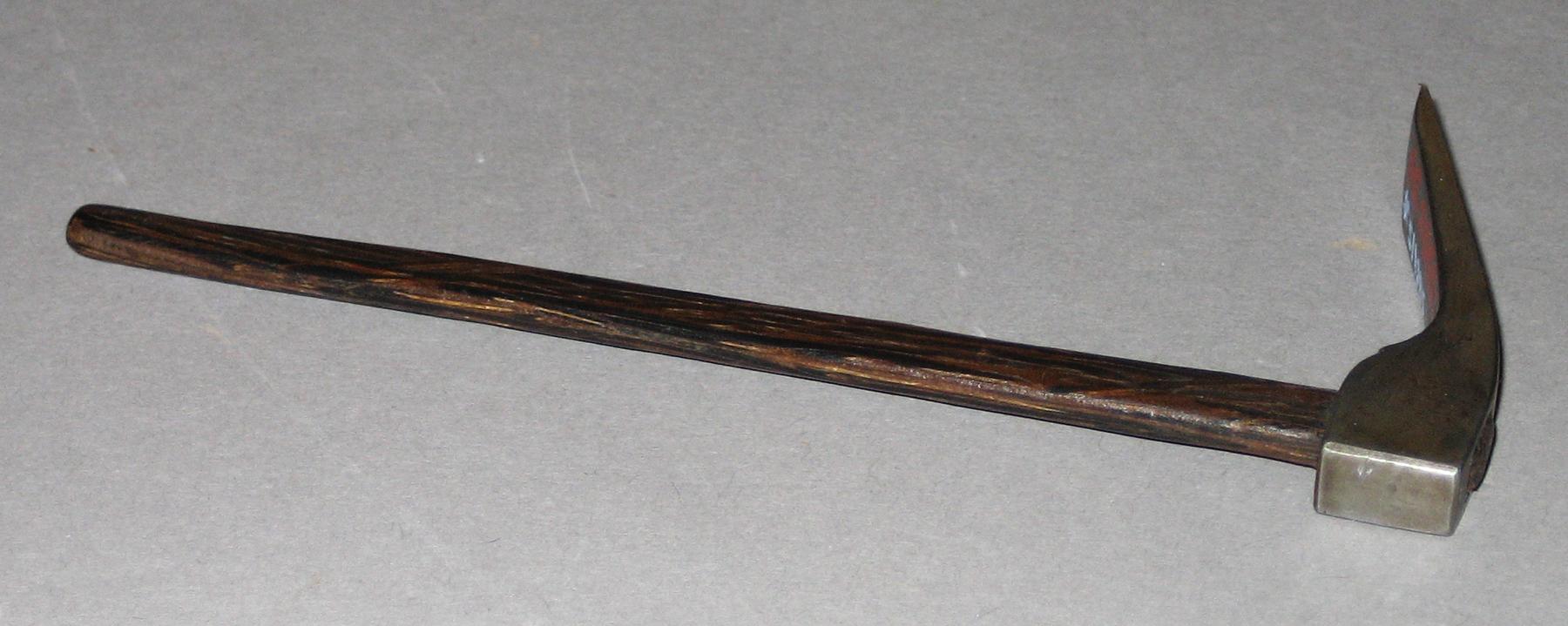 1965.2000 A, B Hammer