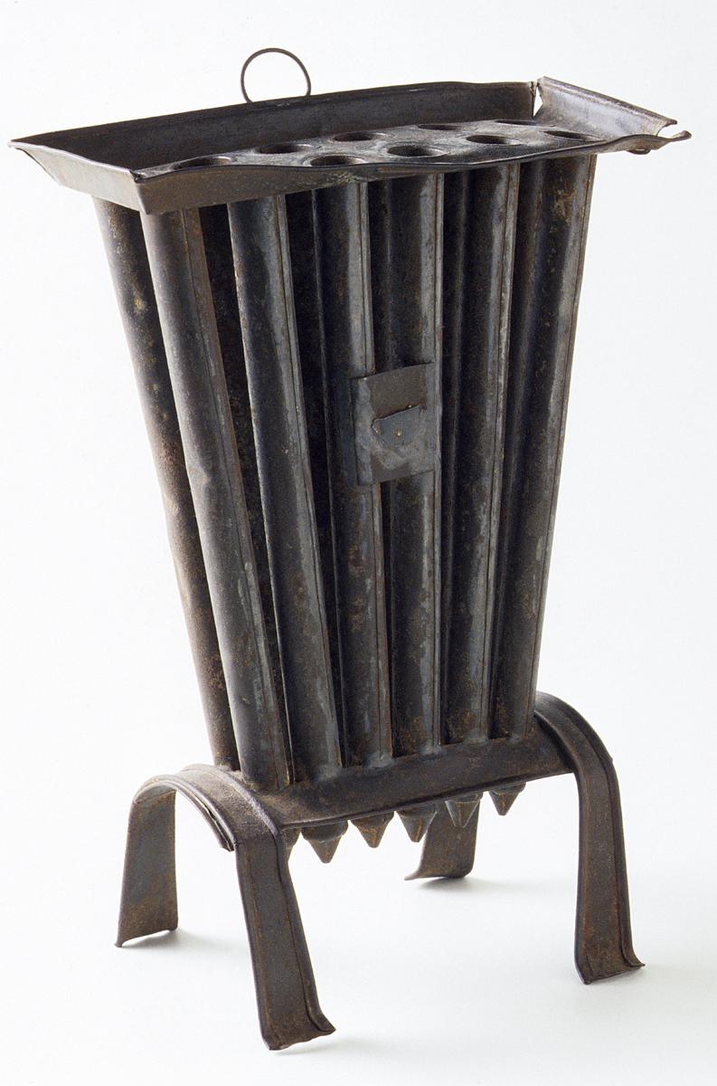 1965.2029 Candle Mold