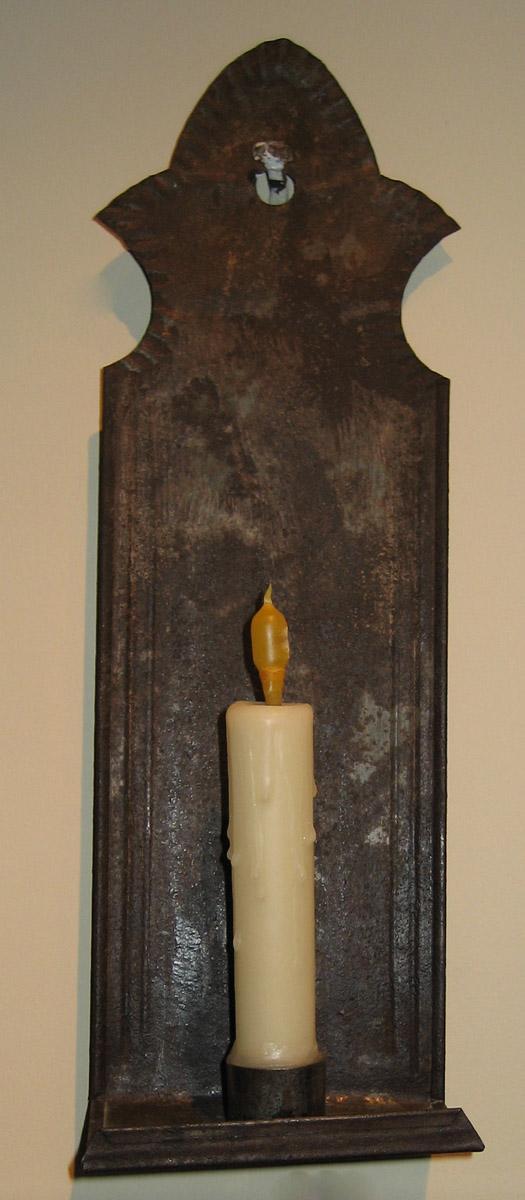 1965.2040 Sconce
