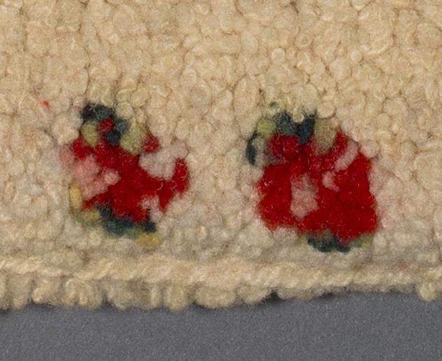 1965.2072.002 Mitten, Verso Detail 3