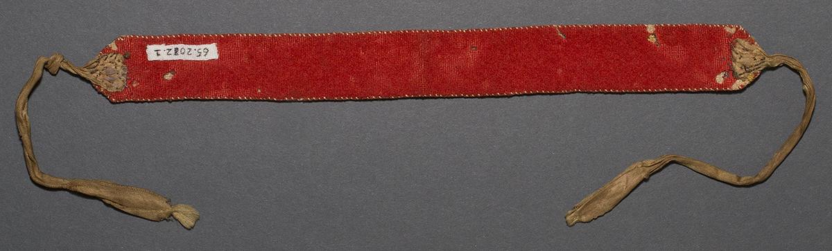 1965.2082.001 Garter, Verso