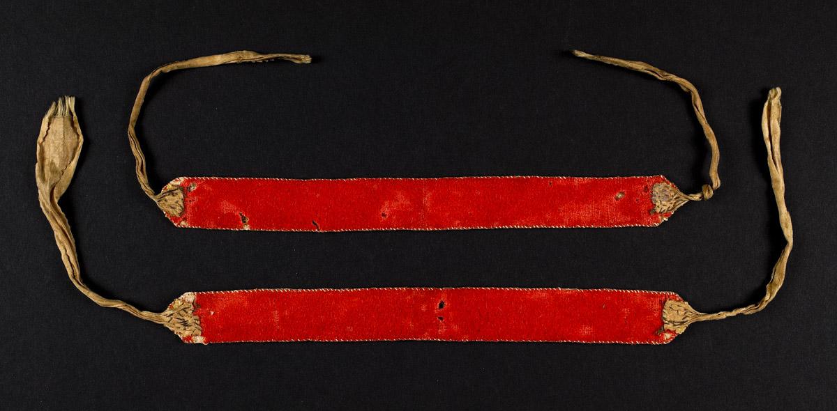 1965.2082.001, .002 Garters view 2