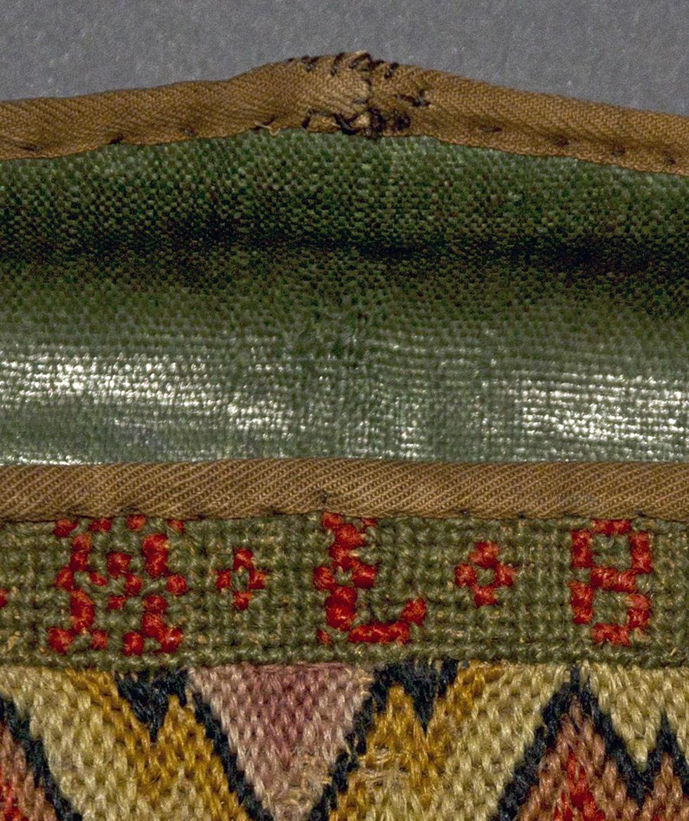 1965.2086 Pocketbook, Detail