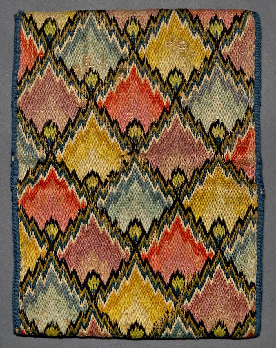 1965.2087 Pocketbook, Pattern