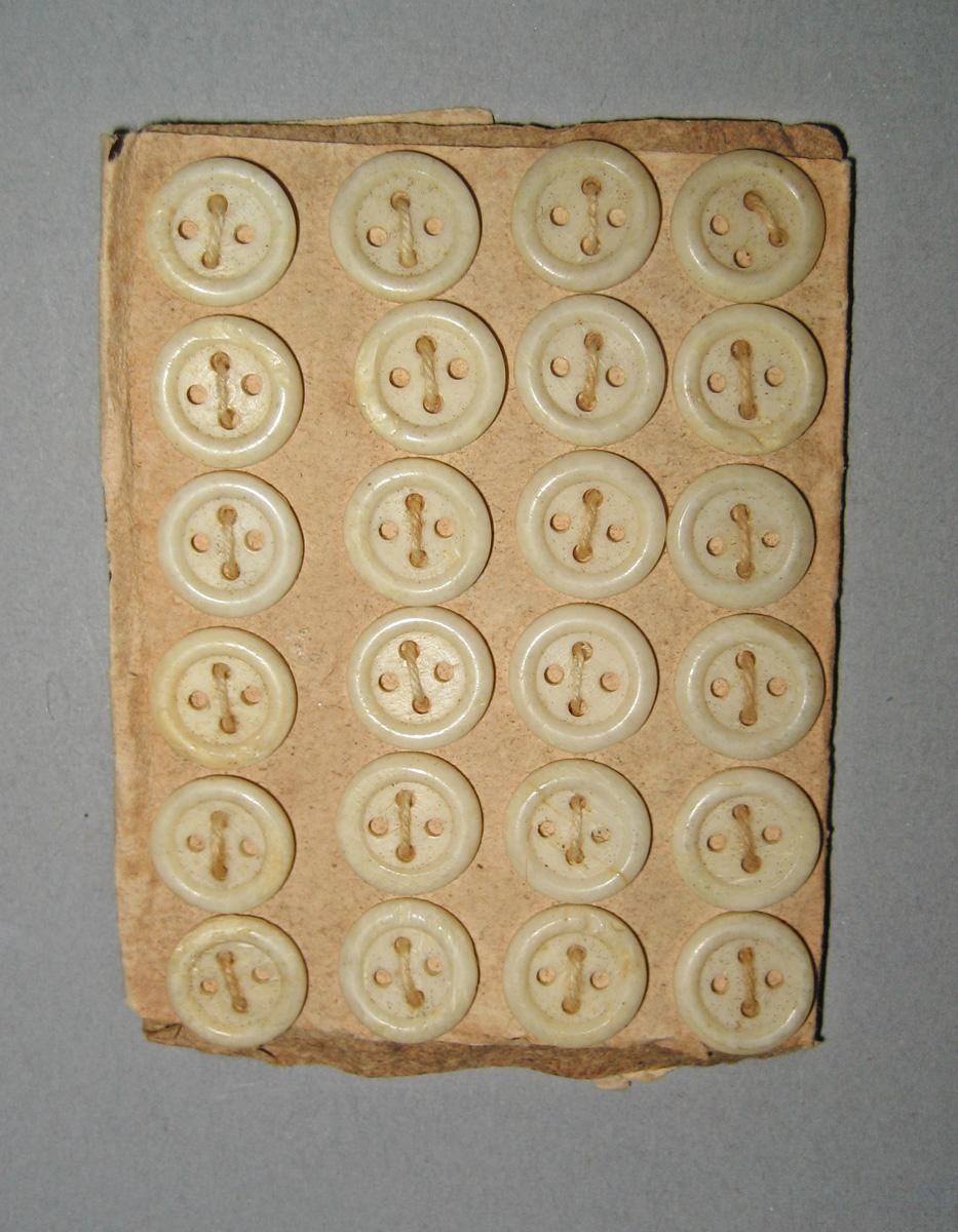 1965.2099 Packet of Buttons