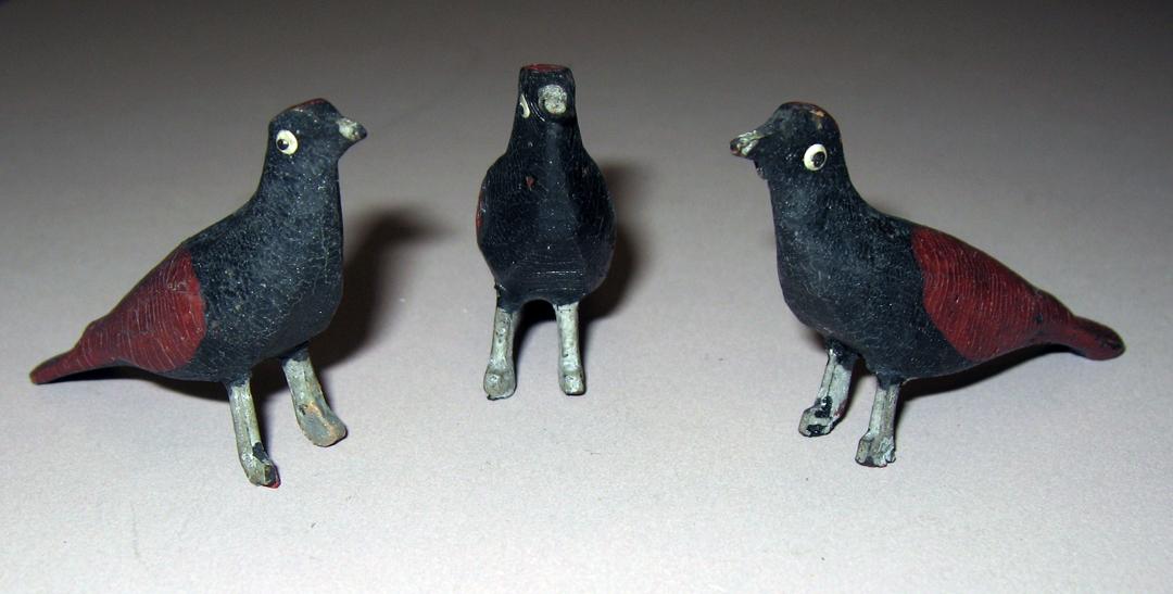 1965.2107.010-.012 Birds