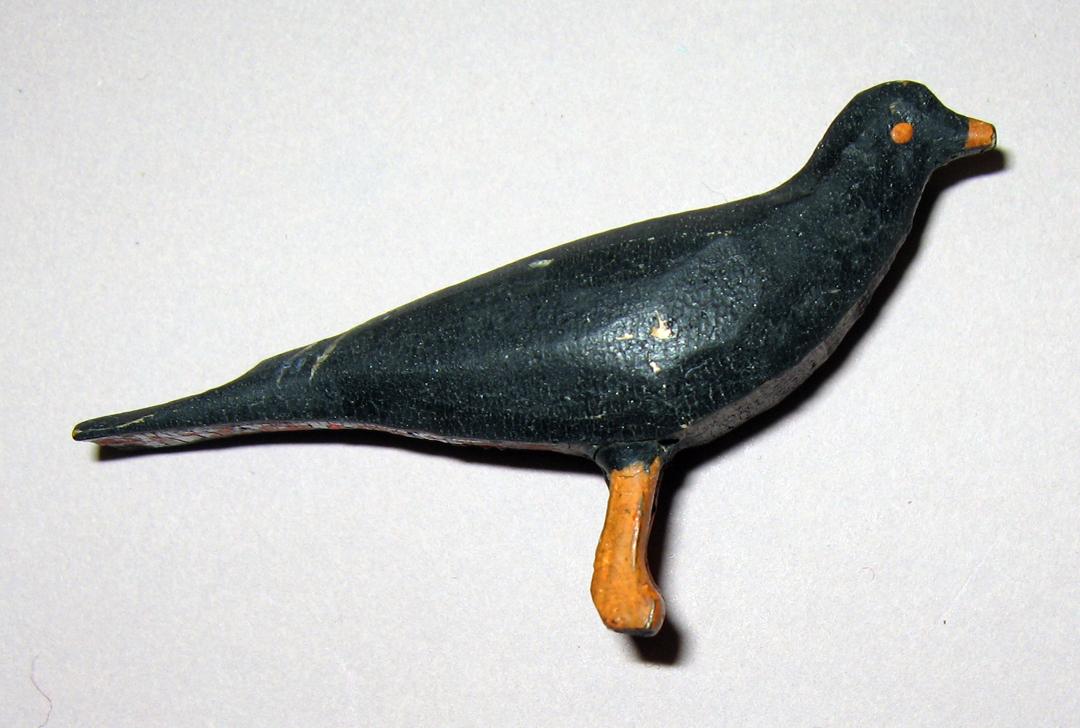1965.2107.014 Bird (profile)