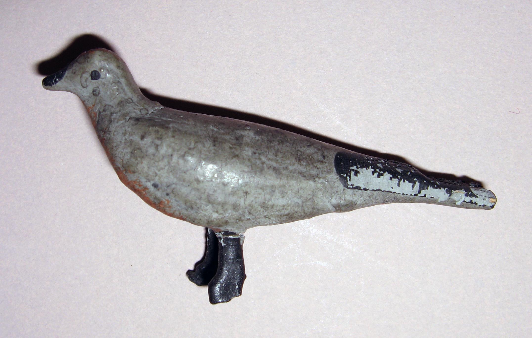 1965.2107.024 Bird (profile)