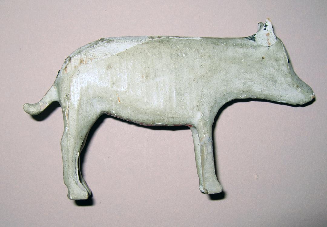 1965.2107.106 Pig (profile)