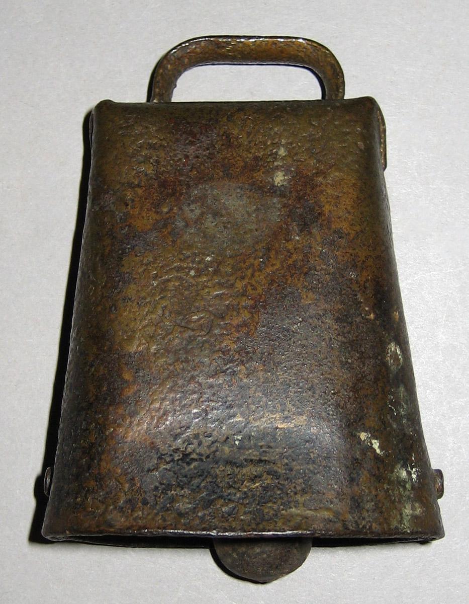1965.2125 Cow Bell