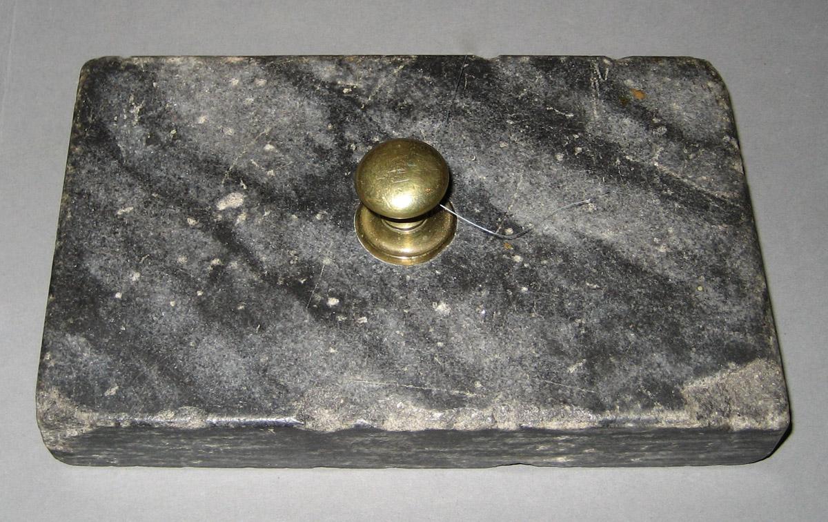 1965.2149 Paperweight