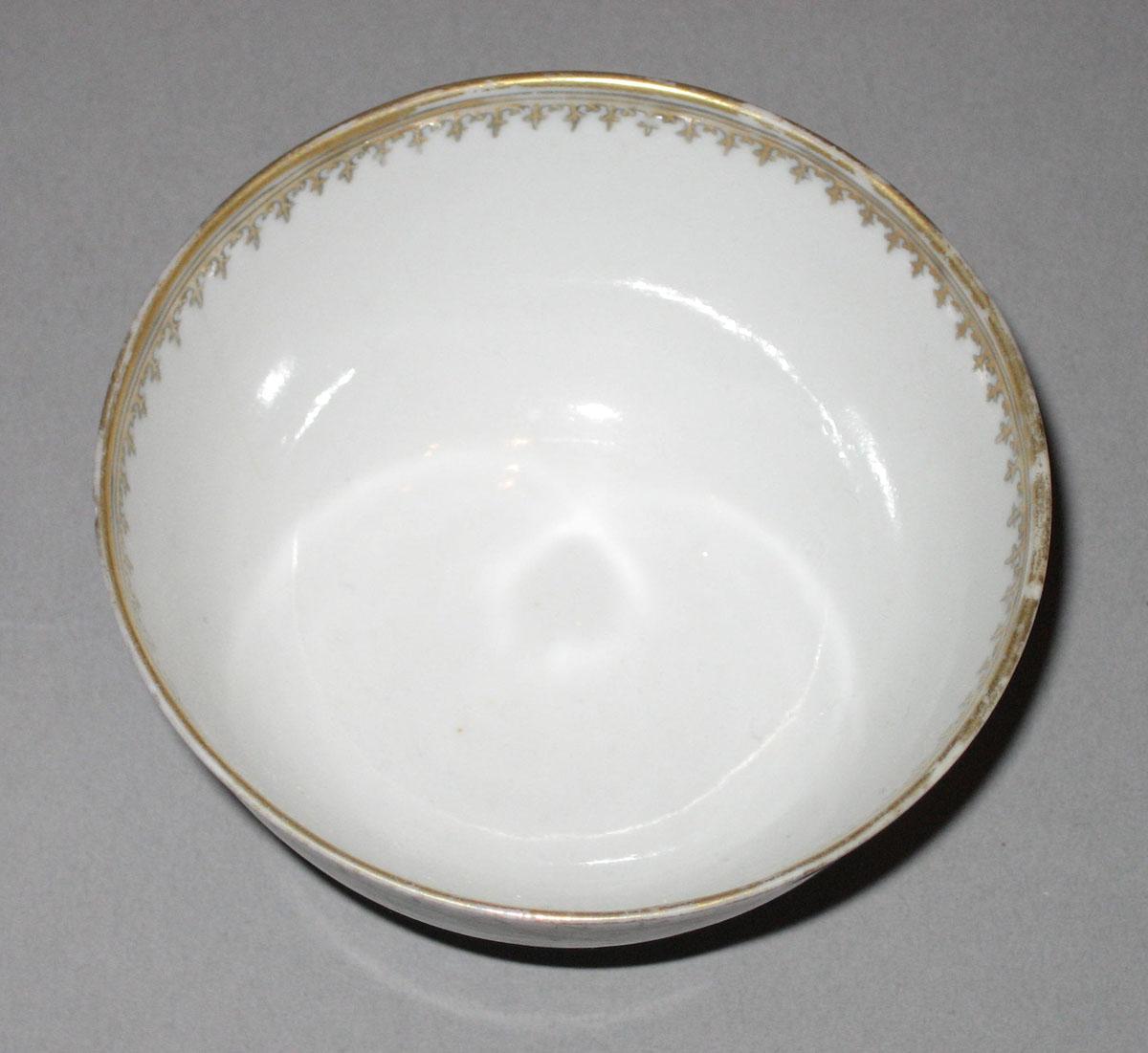 1956.0038.009 Porcelain teabowl top