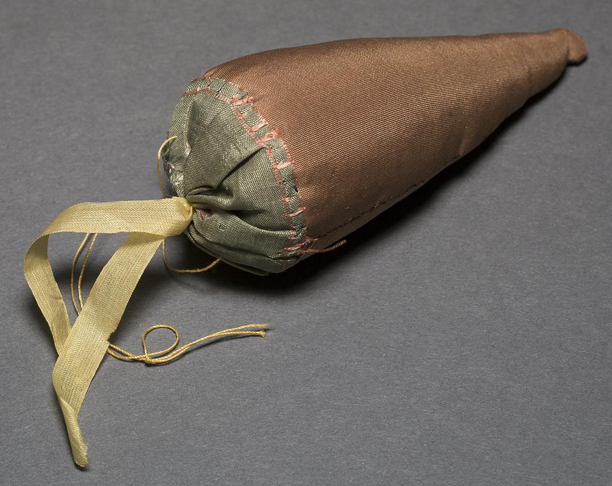 1965.2159 Pincushion, View 2