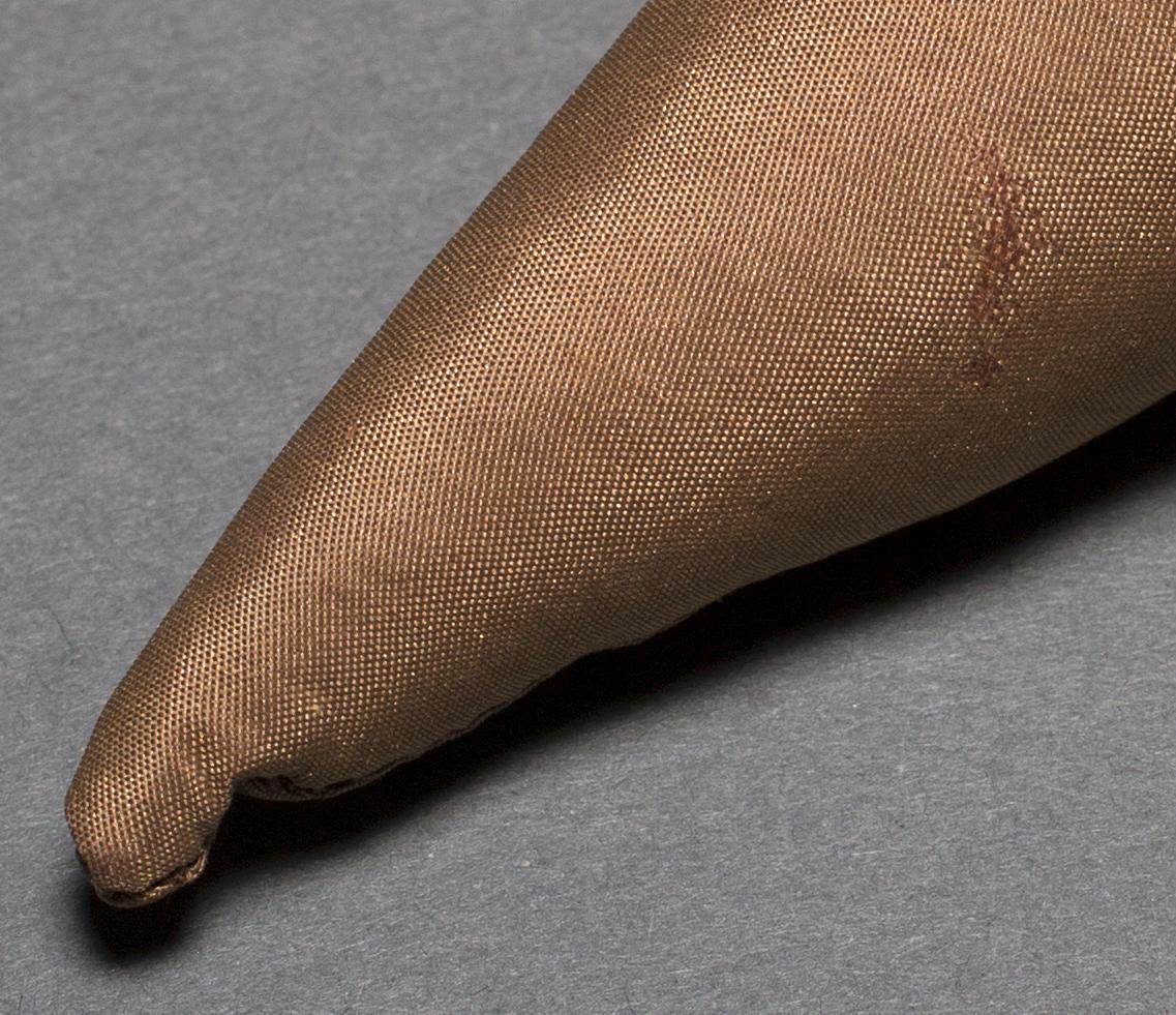 1965.2159 Pincushion, Detail 2
