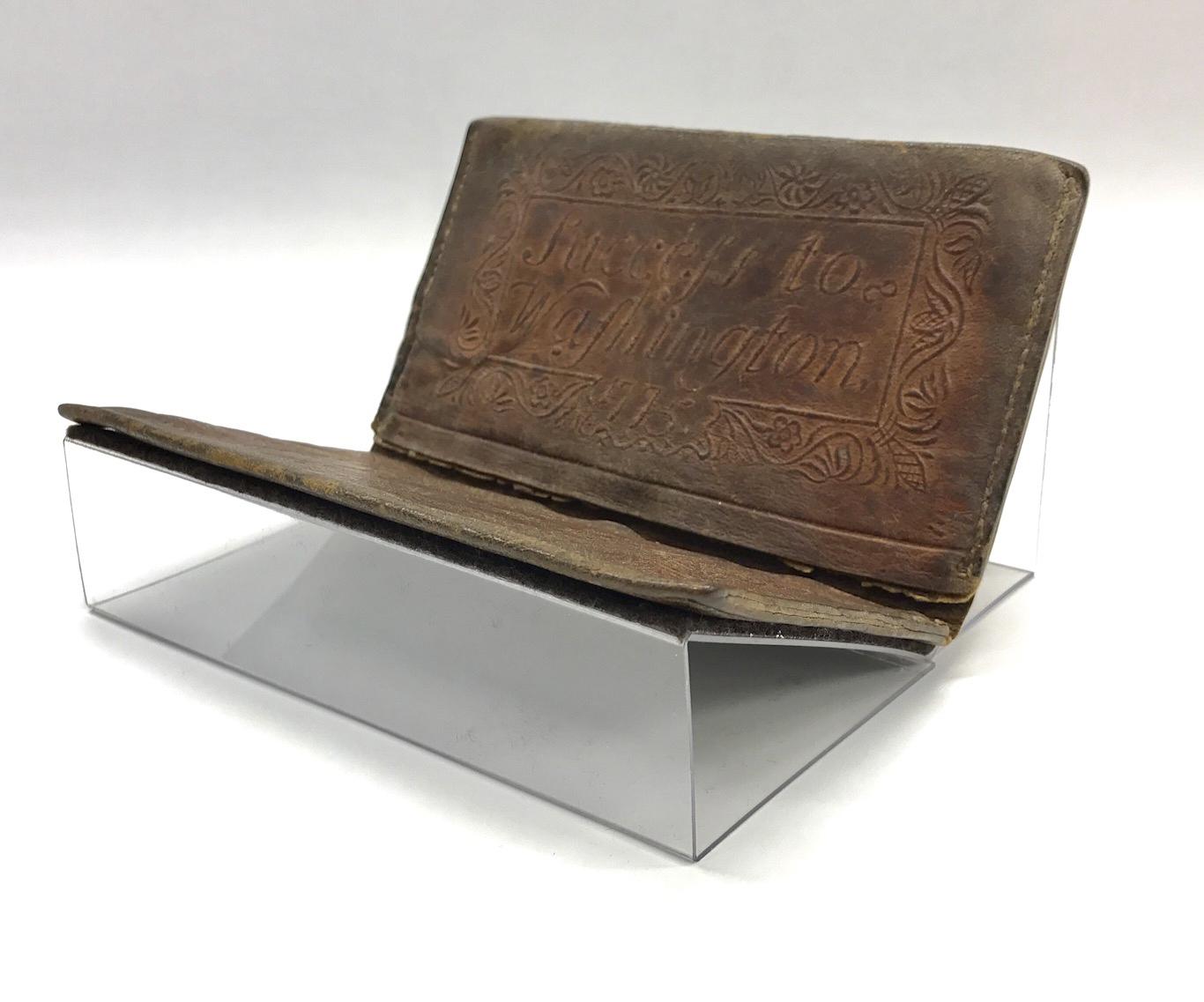 1965.2180 Pocketbook, view 3
