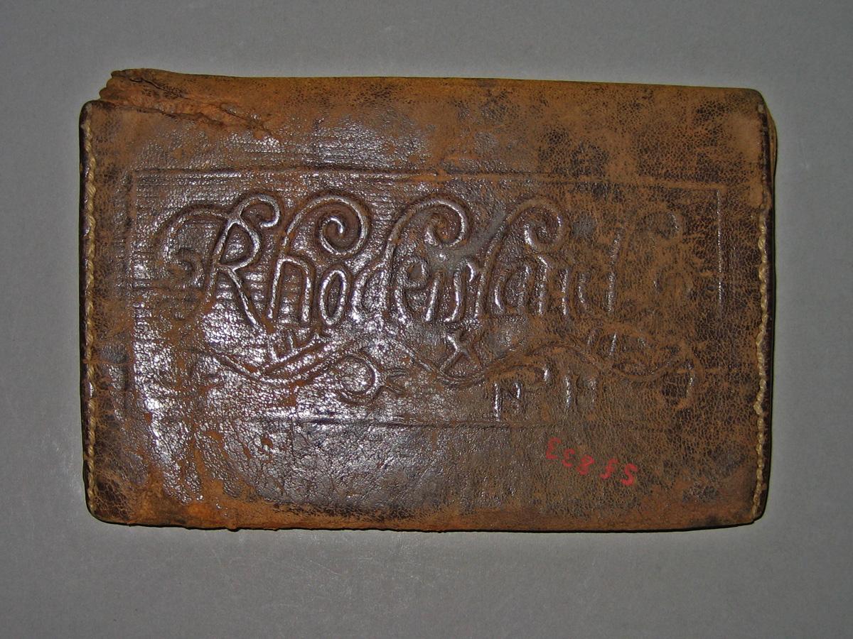 1965.2184 Pocketbook view 2