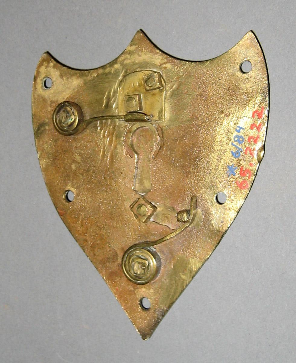 1965.2222 Escutcheon (reverse)