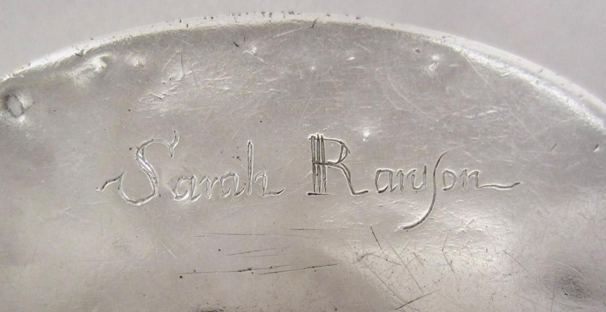 1956.0038.021 A Snuff box, engraving