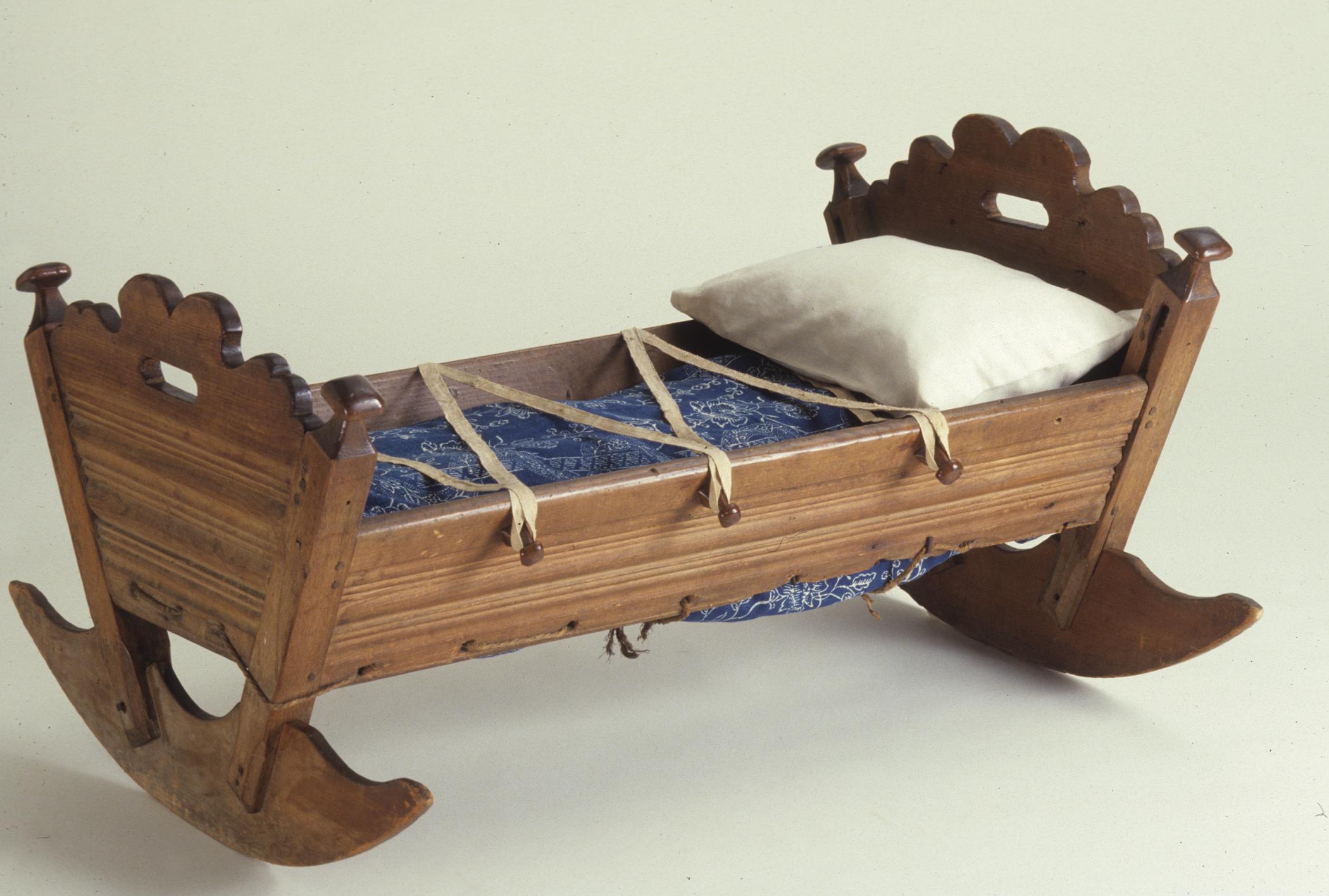 1965.2260 Cradle, View 1