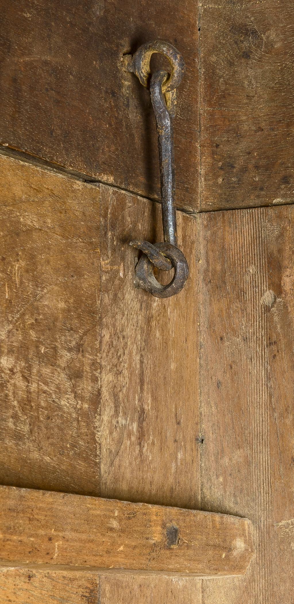 1965.2262 Schrank, detail 7