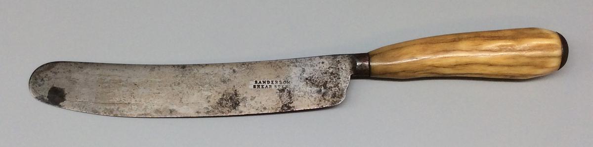 1965.2280.002 Knife, view 1