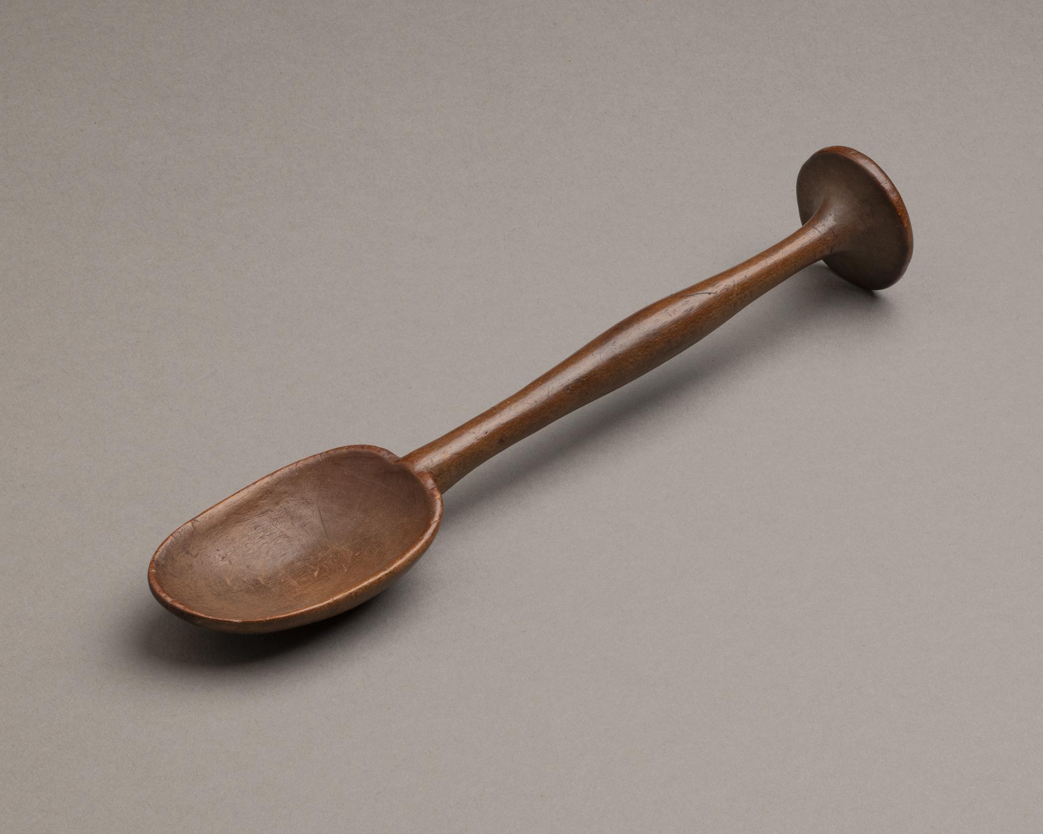 1965.2283 Spoon, overall