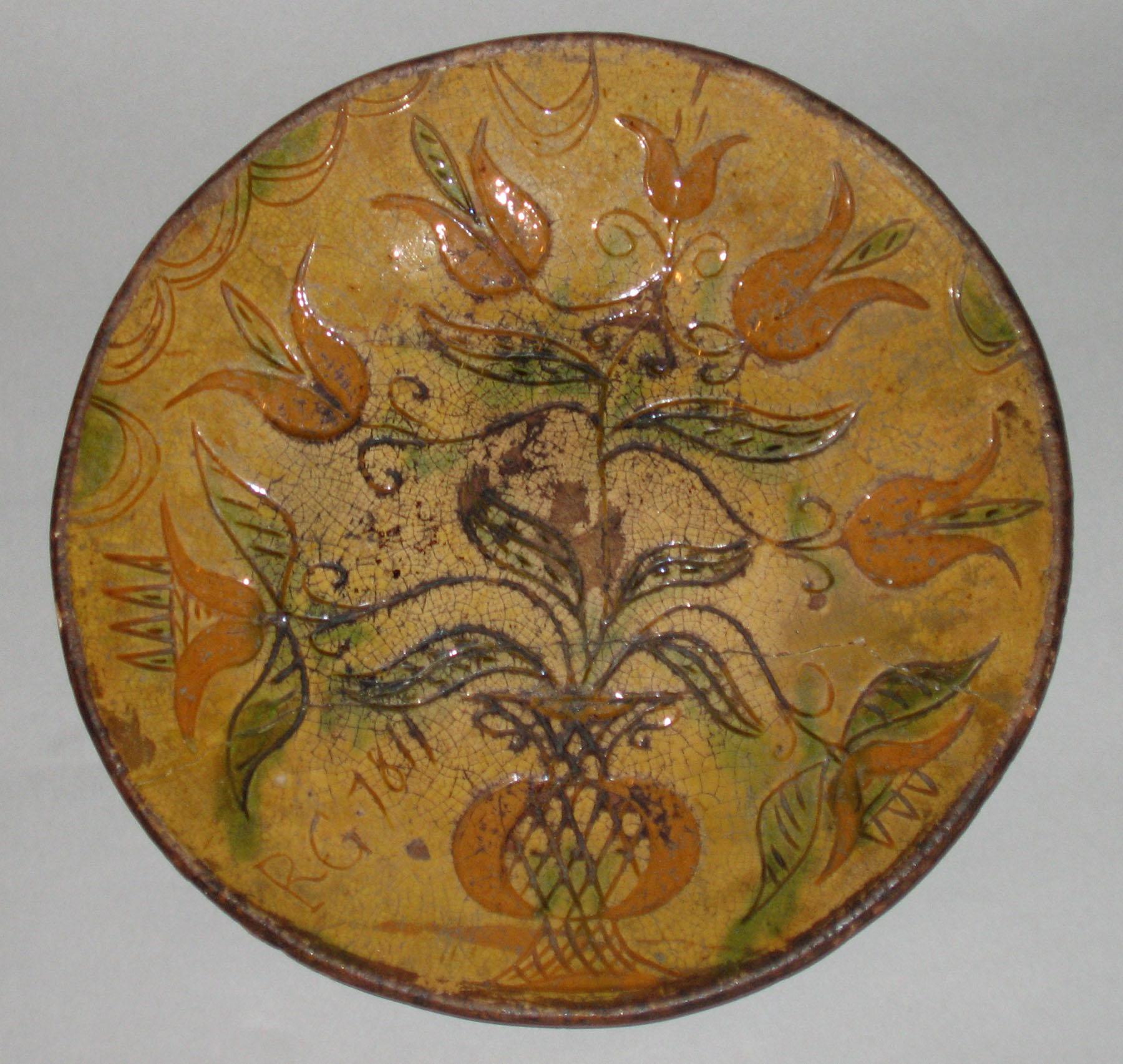 1965.2305 PA sgraffito dish
