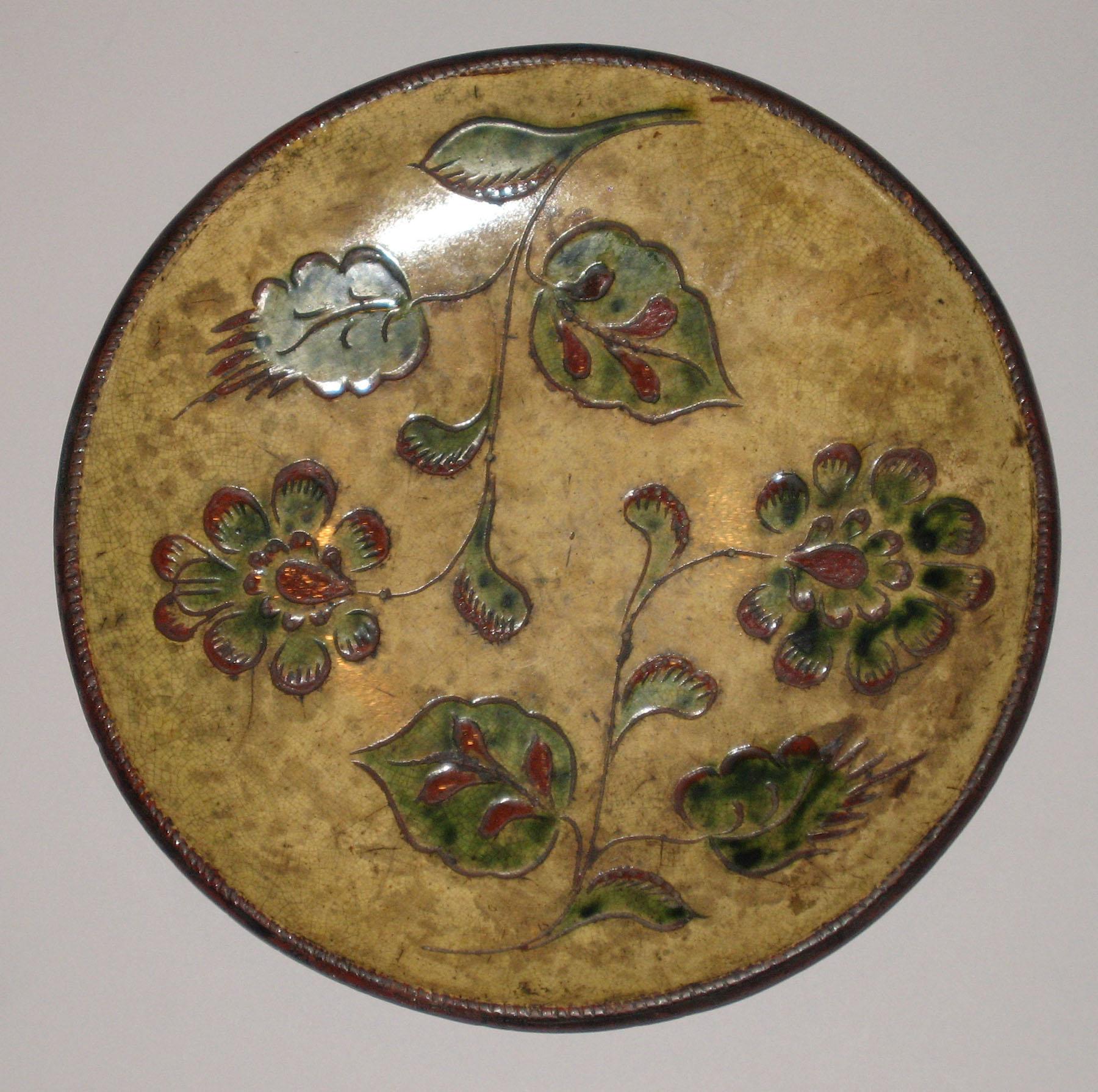 1965.2307 PA sgraffito dish