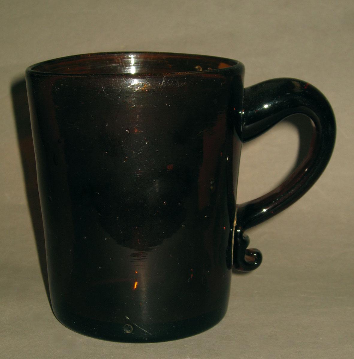 1965.2321 Glass mug