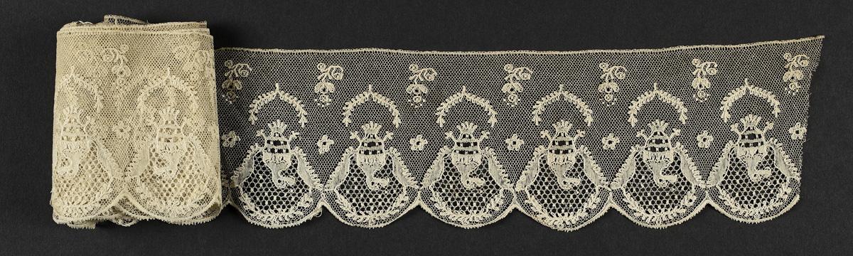 1965.2383 Lace