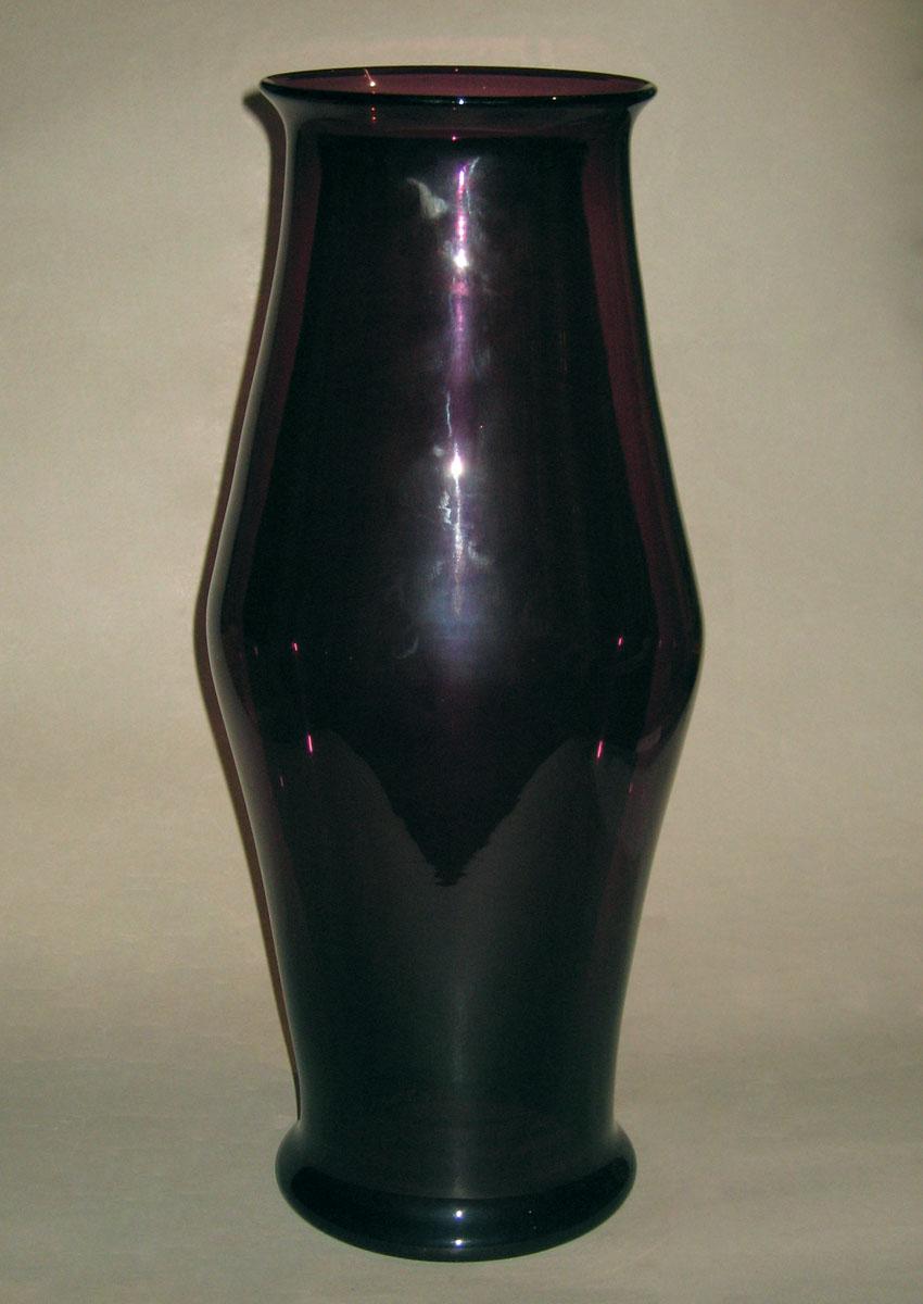 1965.2391 A Glass candle shade