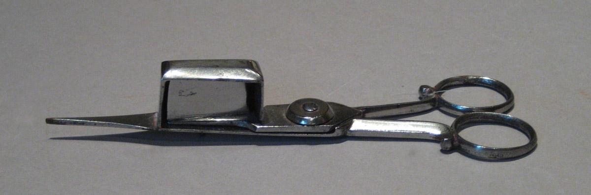 1965.2401 Snuffer