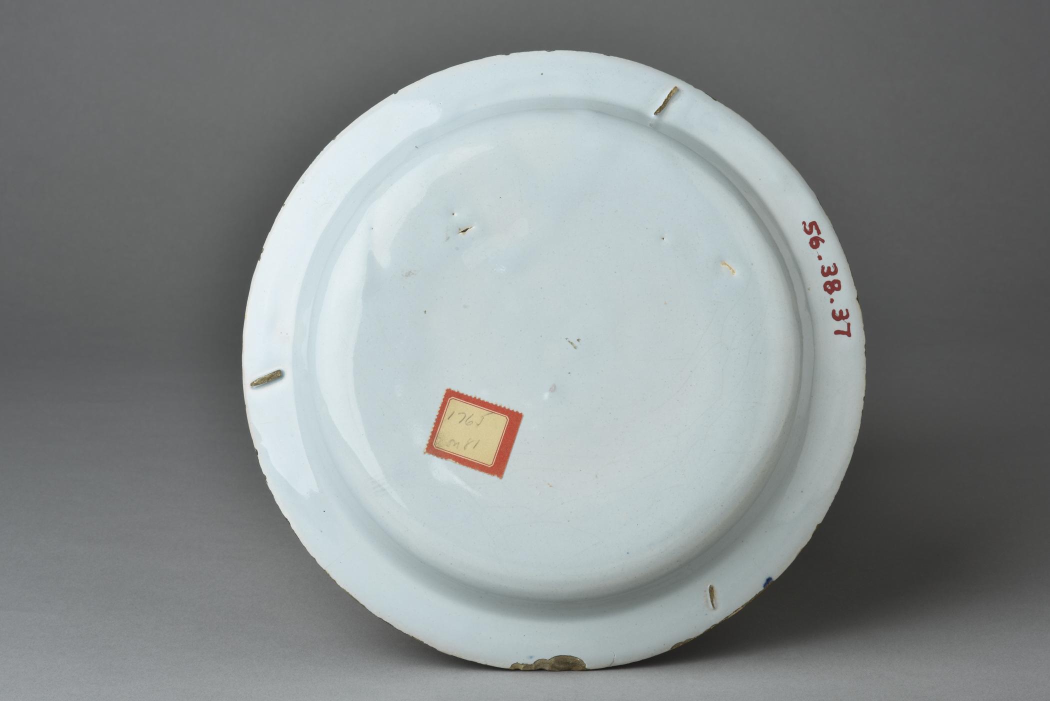 1956.0038.037 Plate, view 2