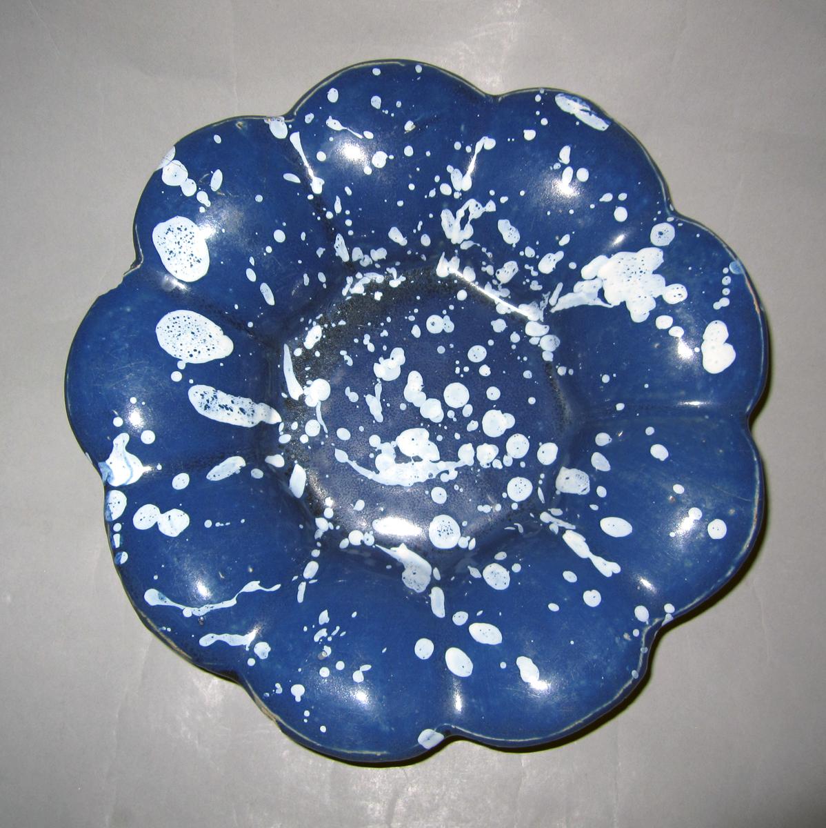 1965.2417 Delft dish