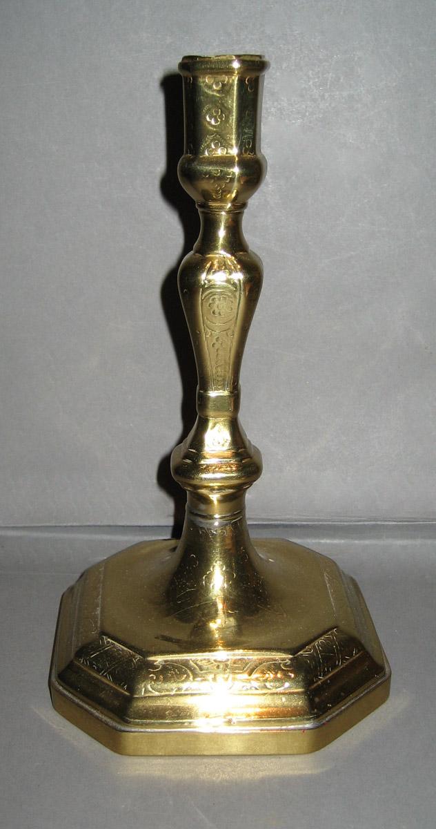 1965.2443.001 Candlestick