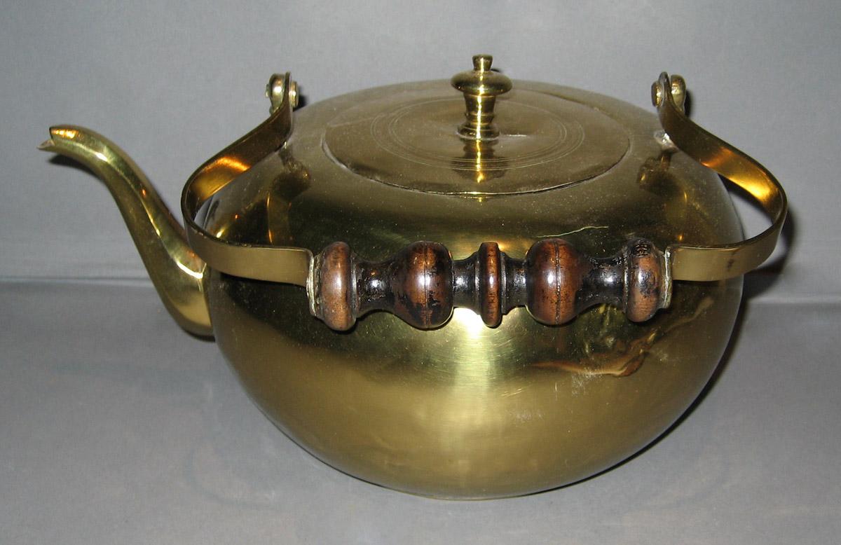 1965.2453 A, B Kettle