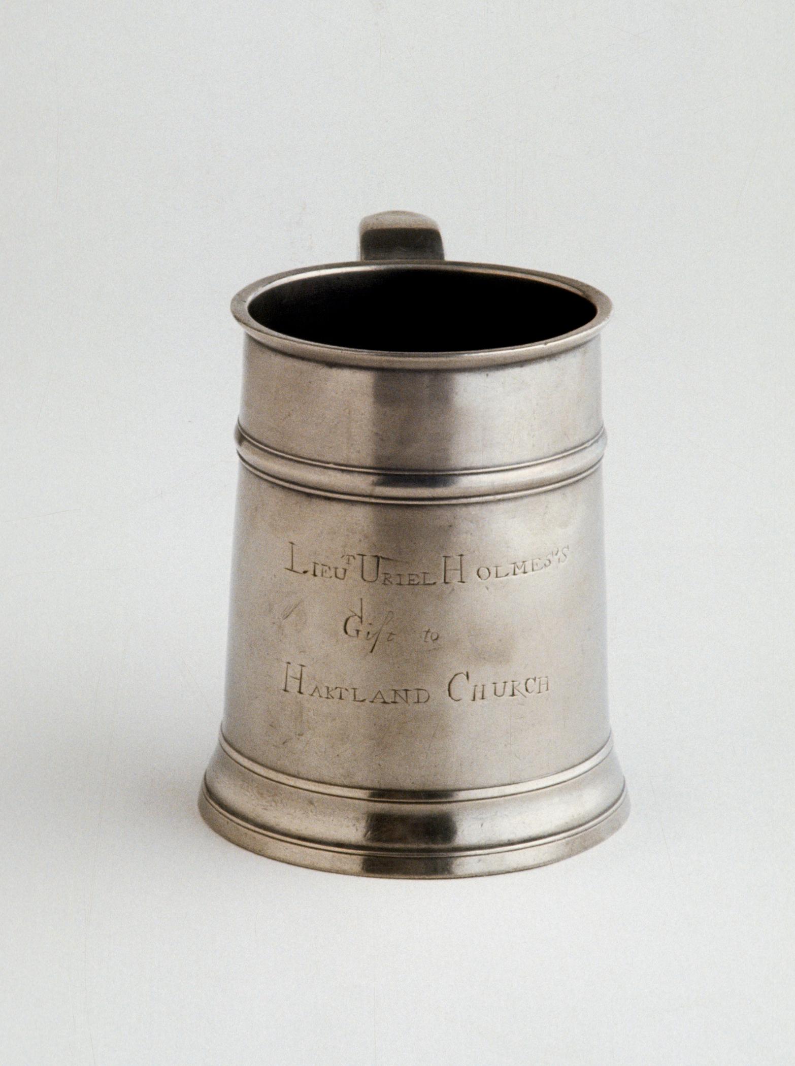 1965.2461 Pewter mug (view 2)