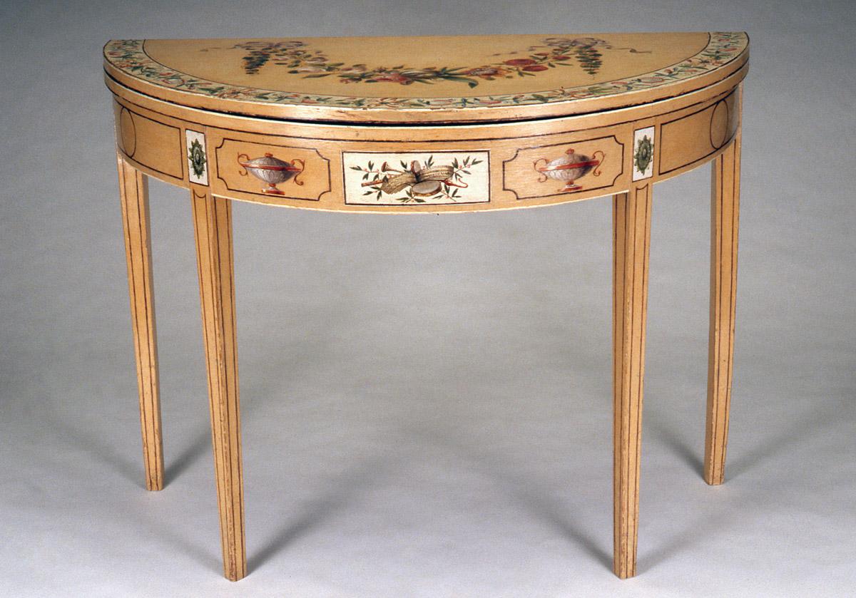 1952.0164 Table, Card table