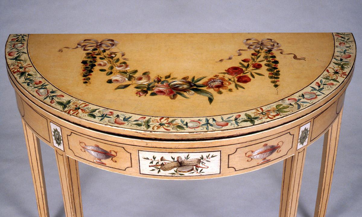 1952.0164 Table, Card table (view 2)