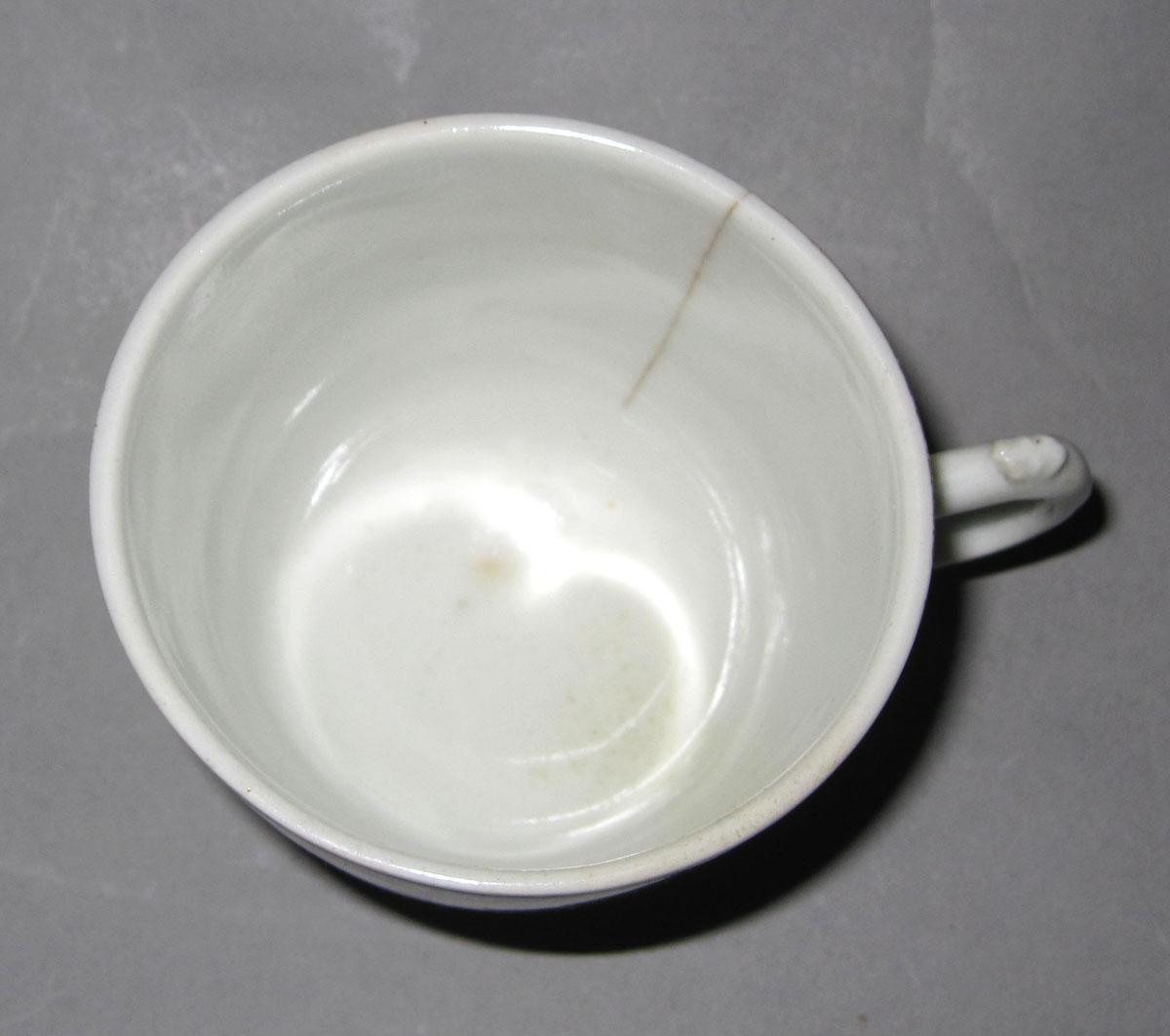 1956.0038.045 Porcelain cup top