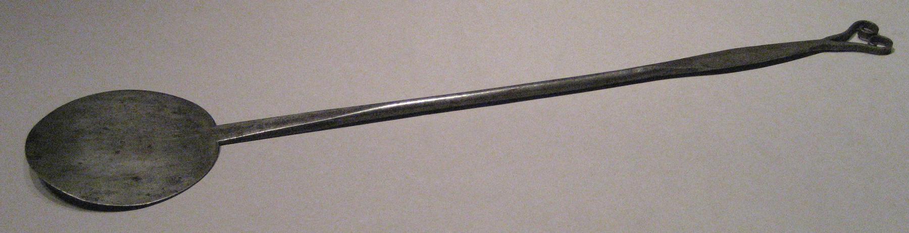 1965.2483 Spatula