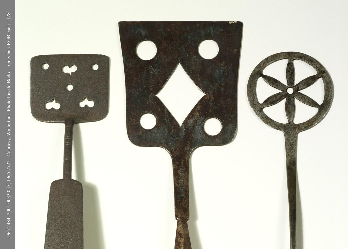 1964.2484, 2001.0033.057, 1965.2722 Spatula details