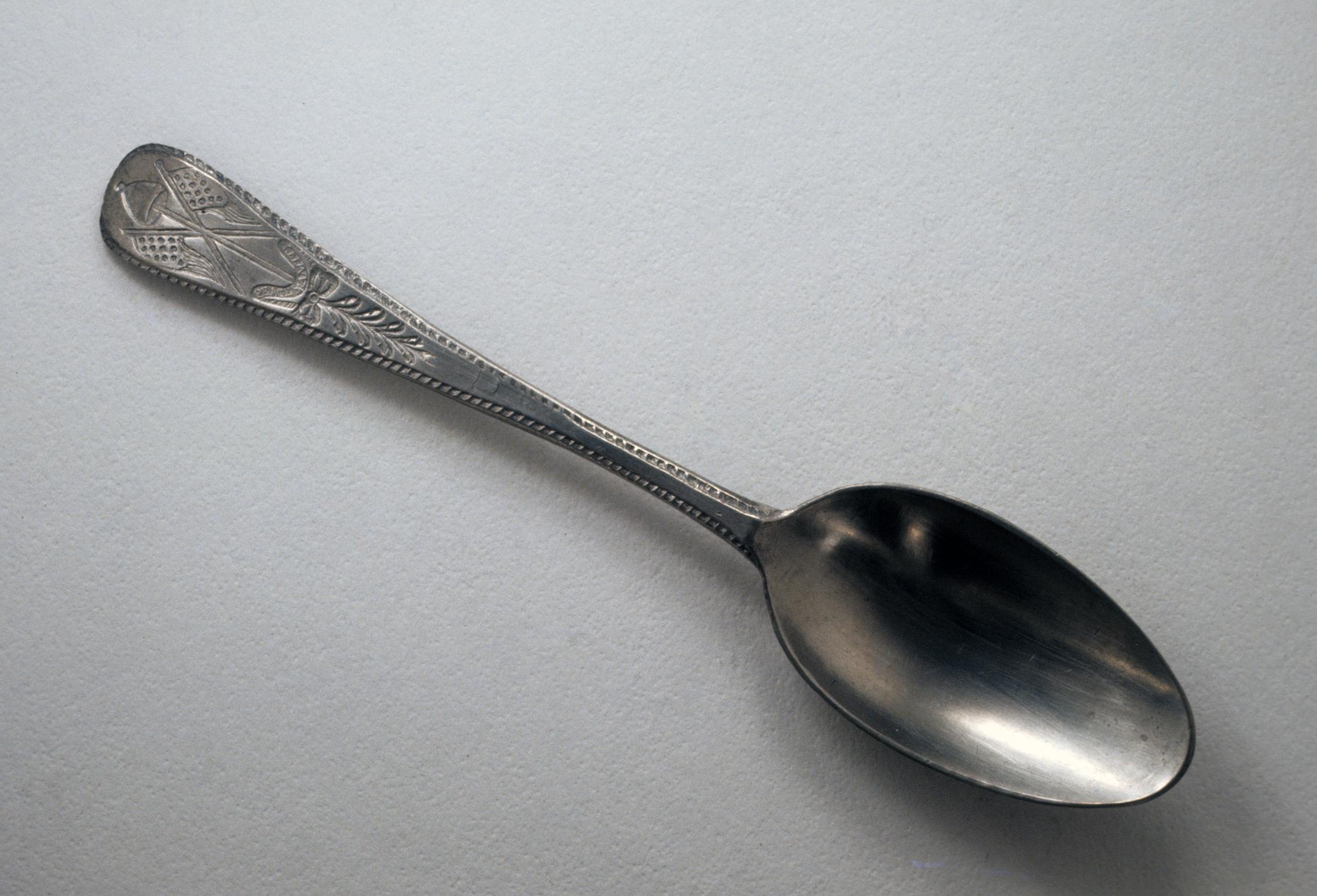 1965.2491.001 Pewter spoon